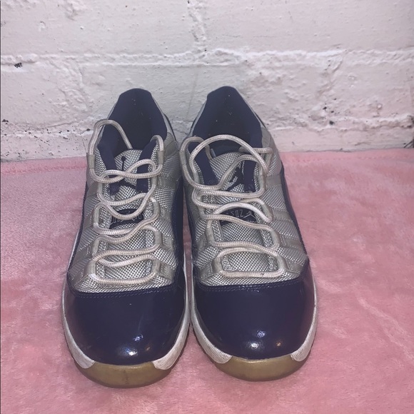 Jordan Georgetown 11 3y (PS) - Picture 2 of 3